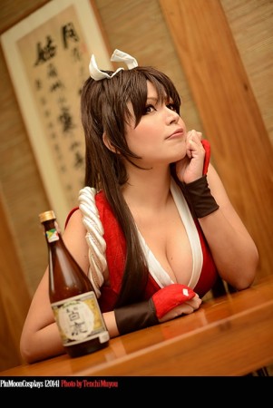 Plu Moon Cosplayer 2